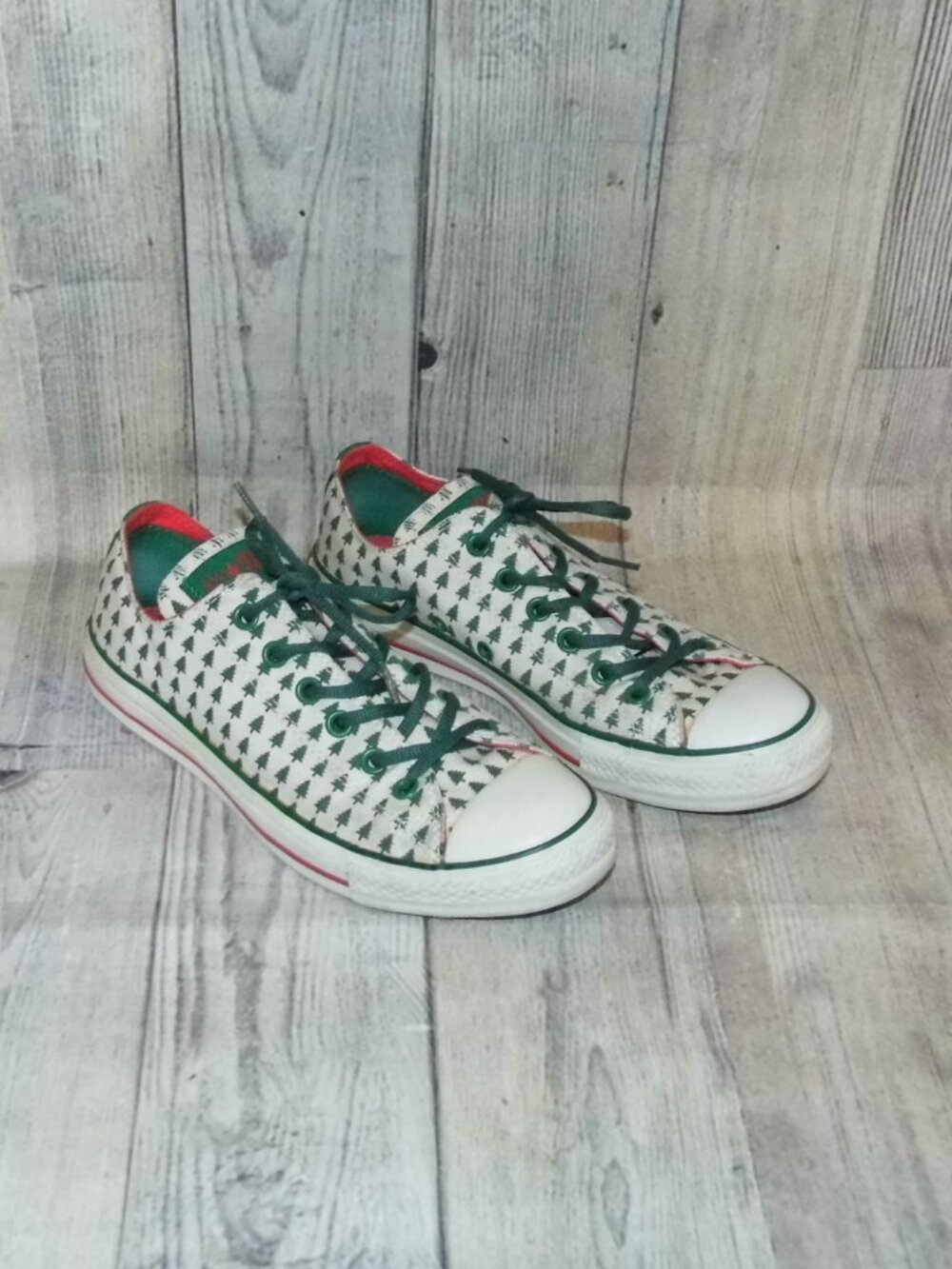 CONVERSE Chuck Taylor All Star OX X-Mas Tree Sneakers Womens Size 9